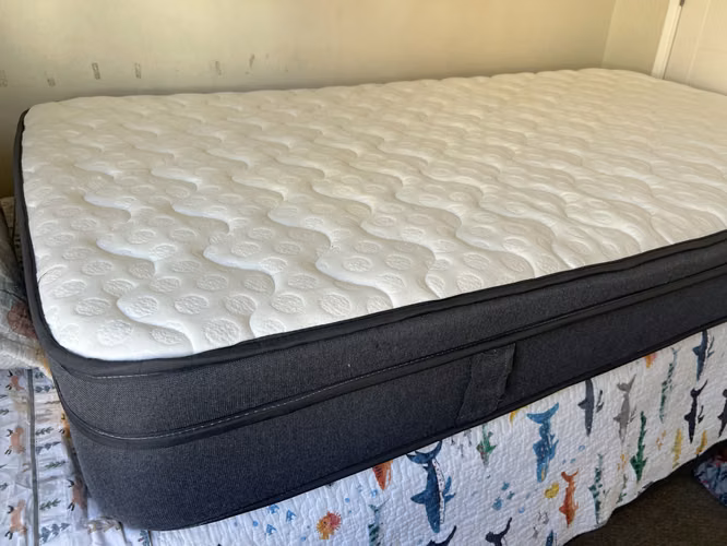 Vendo colchón 1,5 plaza impecable ANTOFAGASTA