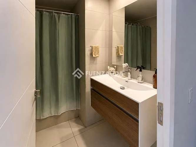 Departamento en venta de 2 dorm, Metro Plaza Egaña La Reina