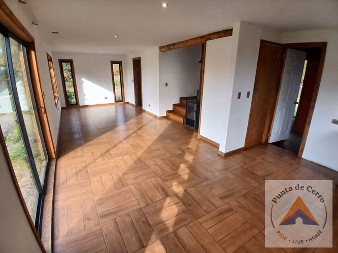 Casa 3D2B en arriendo año corrido – Los Riscos, Villarrica/Pucón