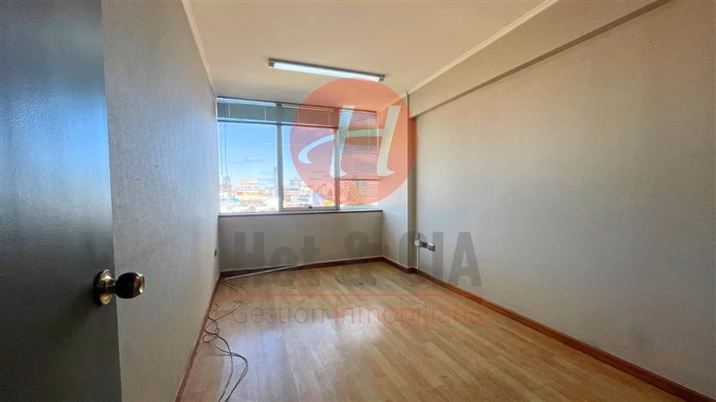 Oficina en Arriendo Centro de Temuco 95 m, 4 Privados