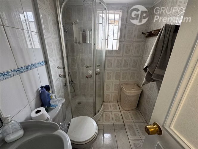 Casa en venta 4 dorm. Quilicura a un par de cuadras de metro