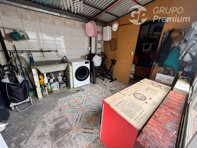Casa en venta 4 dorm. Quilicura a un par de cuadras de metro