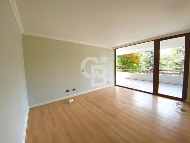 Gran Departamento en Exclusivo Condominio