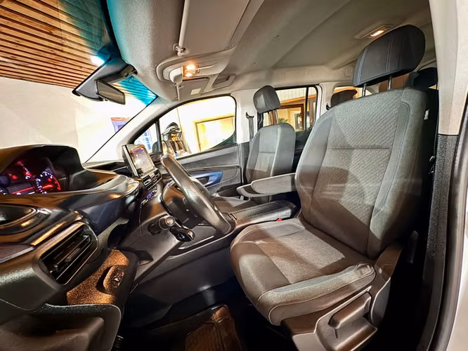 PEUGEOT RIFTER ALLURE