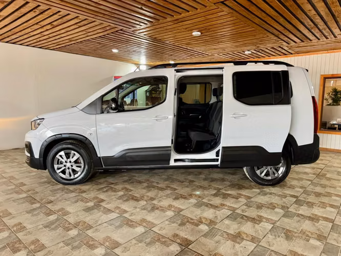 PEUGEOT RIFTER ALLURE
