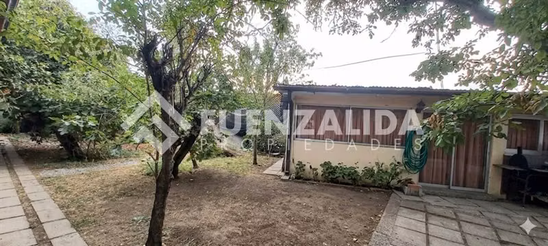 Sitio en venta en La Reina 918 m2.