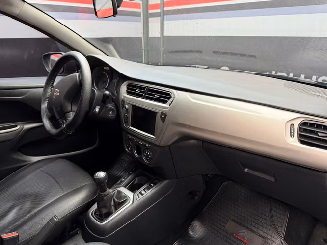 Citroen C-Elysee HDI 1.6 Shine (PIE DESDE $3.500.000)