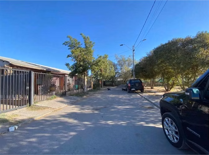 Casa en venta de 2 dorm. en El Monte