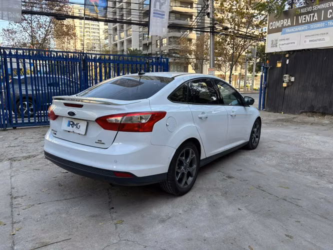 2014 Ford Focus 2.0 SE 4X2 MT 4P