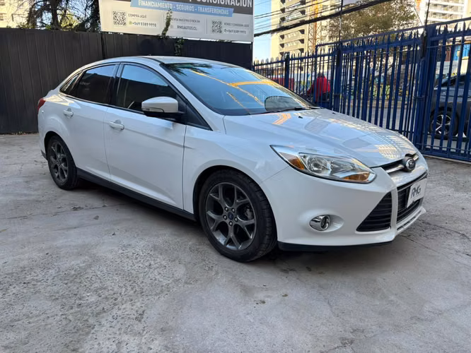 2014 Ford Focus 2.0 SE 4X2 MT 4P