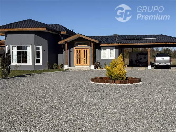 Venta dos Casas expectaculares-Villarrica- 335/5000 mts2