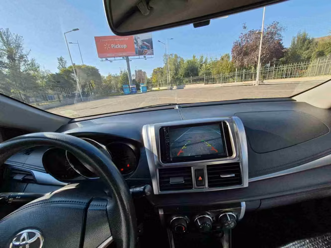 Toyota Yaris , Sedan 2015