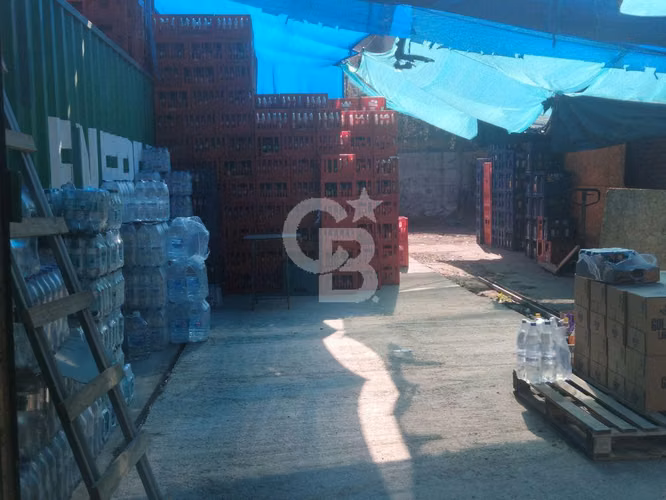 Gran local comercial con Patente de alcohol - Imagen 6