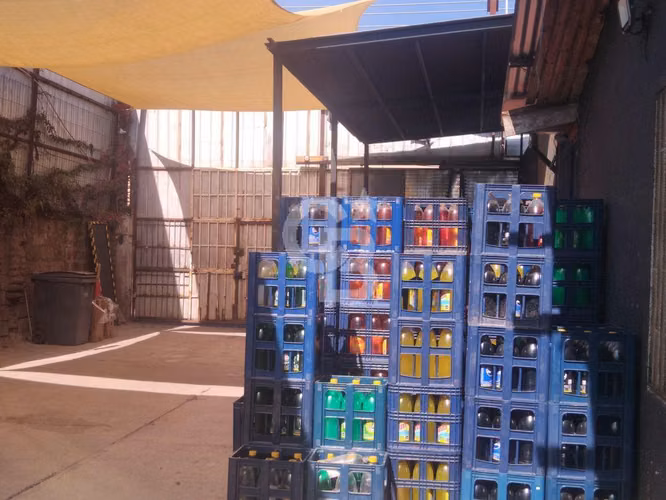 Gran local comercial con Patente de alcohol - Imagen 10