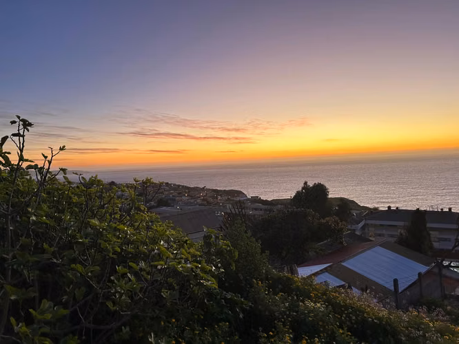 Se vende hermosa propiedad, con sorprendente y bella vista al Mar.