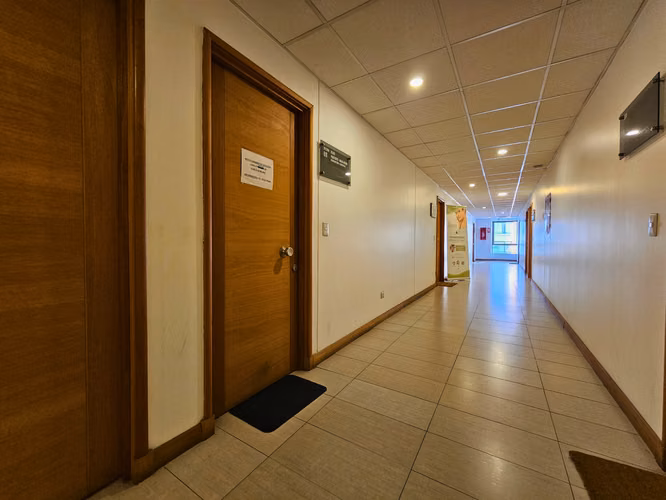 Oficina en Venta Frente Plaza de Armas, Edificio Plaza Talca