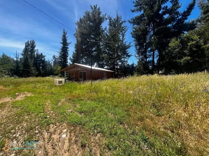 Venta de Parcela, 9000 mts2 con 5 casas, en Padre las Casas