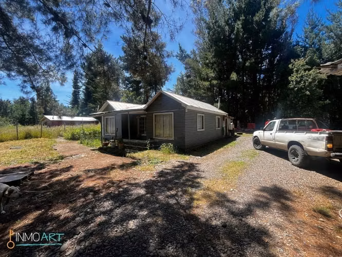 Venta de Parcela, 9000 mts2 con 5 casas, en Padre las Casas