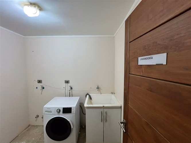 Departamento en venta 4 dorm. 2 Baños frente a Lago Colbún