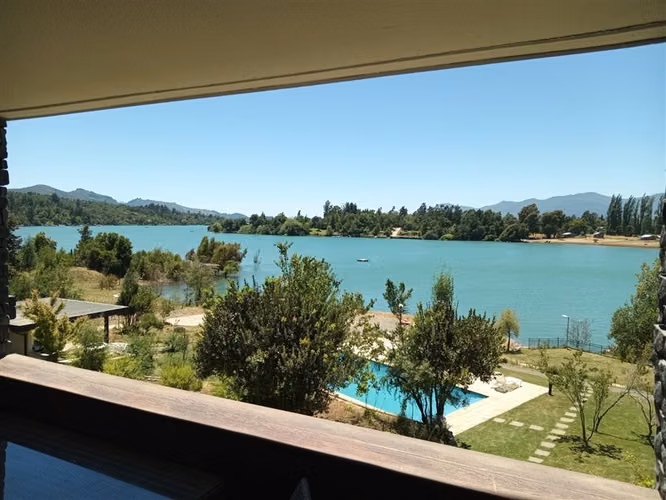Departamento en venta 4 dorm. 2 Baños frente a Lago Colbún