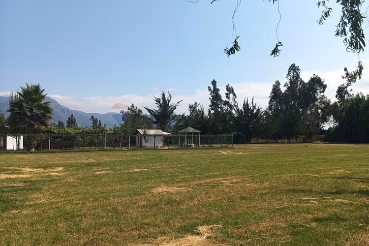 Casa en el monte. condominio. oportunidad