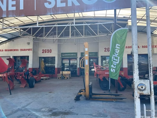 LOCAL COMERCIAL Sor Vicenta / Los Angeles