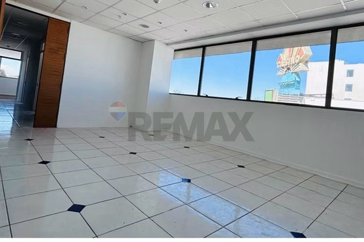 Oficina en arriendo