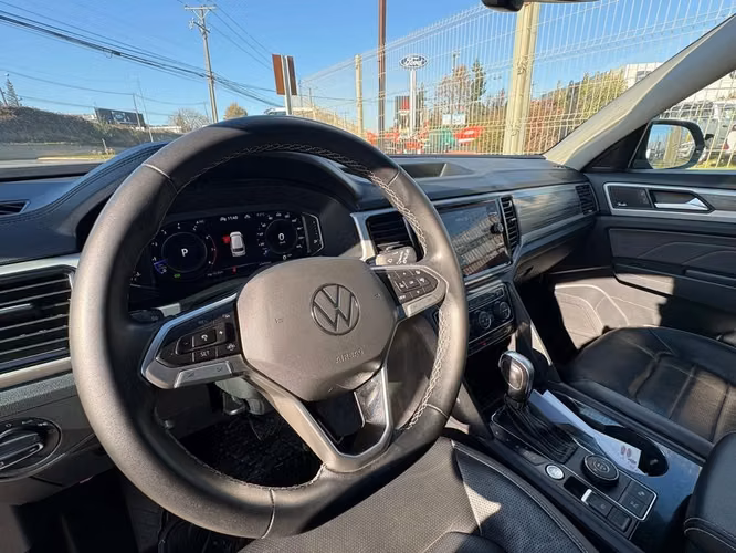 VOLKSWAGEN ATLAS 2024