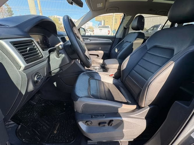 VOLKSWAGEN ATLAS 2024