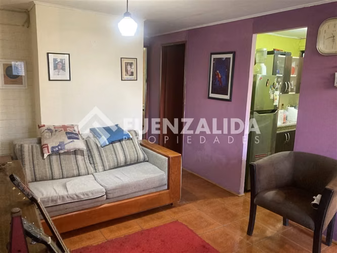 Casa venta de 2 dorm. 1 Baño, patio en La Florida