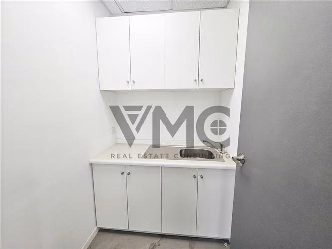 Oficina en arriendo en Las Condes / El Bosque
