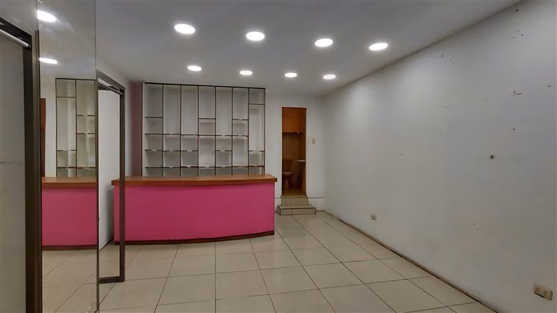 Local Comercial en arriendo (Recoleta)