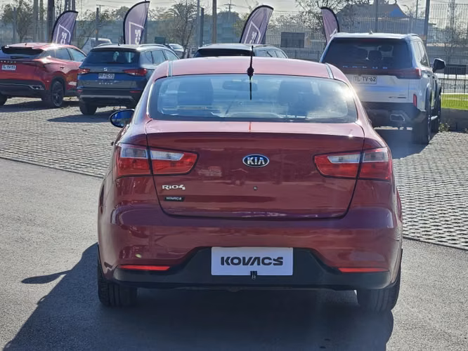 Kia Rio 4 Ex Mt 1.4 2015