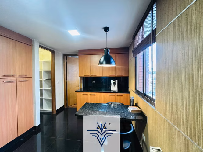 Departamento en venta c/ estacionamiento en Libertad