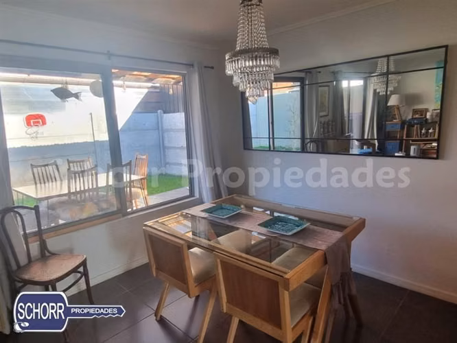Casa en venta de 3 dorm. Parque Avellano en Talca