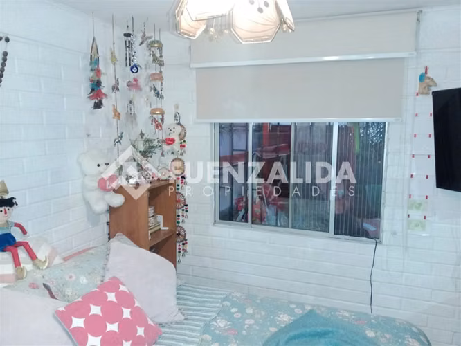 Casa en venta de 3 dorm. en La Florida