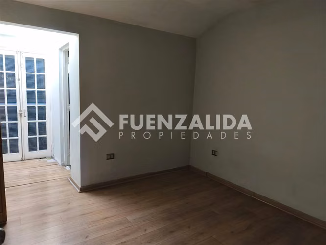 PLUSVALIA Casa en venta de 3 dorm. en Las Condes