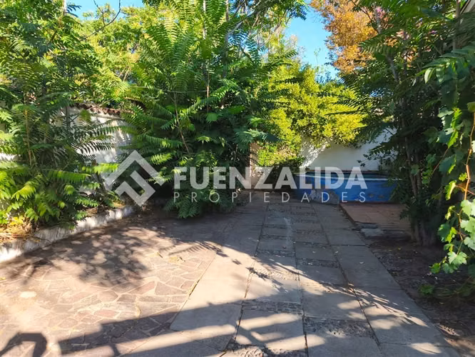 PLUSVALIA Casa en venta de 3 dorm. en Las Condes