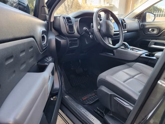 Impecable, C5 Aircross 1.6 Feel, solo 31.800 kms