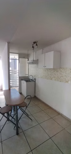 Arriendo zona UTAL, entrada Norte. (165217)
