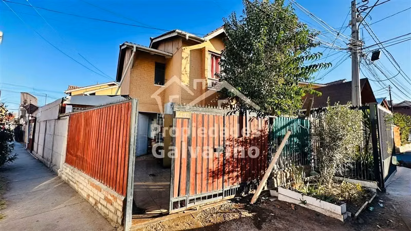 Casa esquina en venta de 3 dorm. en Quilicura