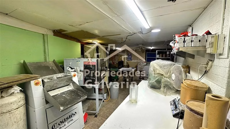 Casa esquina en venta de 3 dorm. en Quilicura