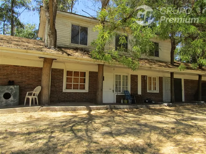 Venta Parcela de 7,3 has. 4 casas-Piscina, en Pintue - Paine