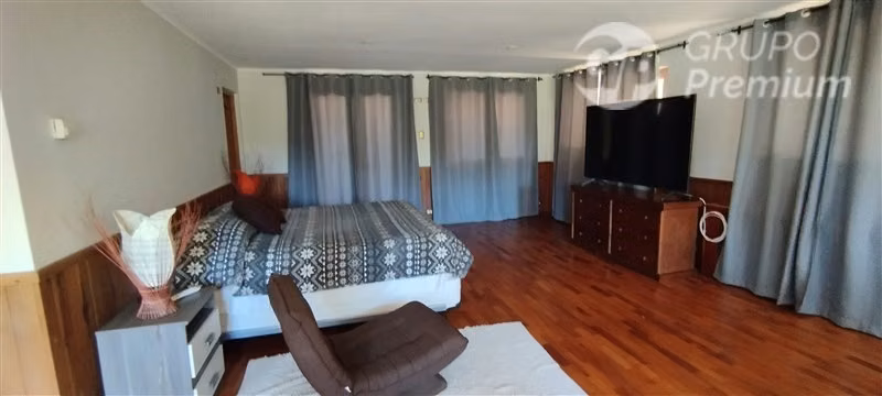 Venta Parcela de 7,3 has. 4 casas-Piscina, en Pintue - Paine