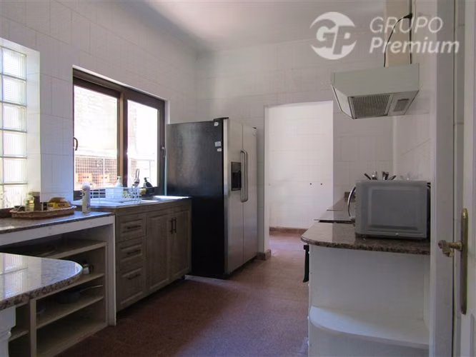 Venta Parcela de 7,3 has. 4 casas-Piscina, en Pintue - Paine