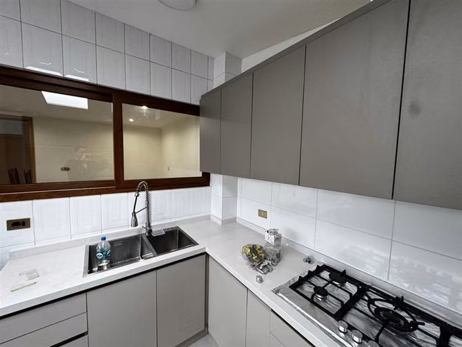 Casa en venta REMODELADA a pasos del hosp3 dorm. en Chillán
