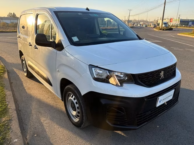 PEUGEOT PARTNER 2024