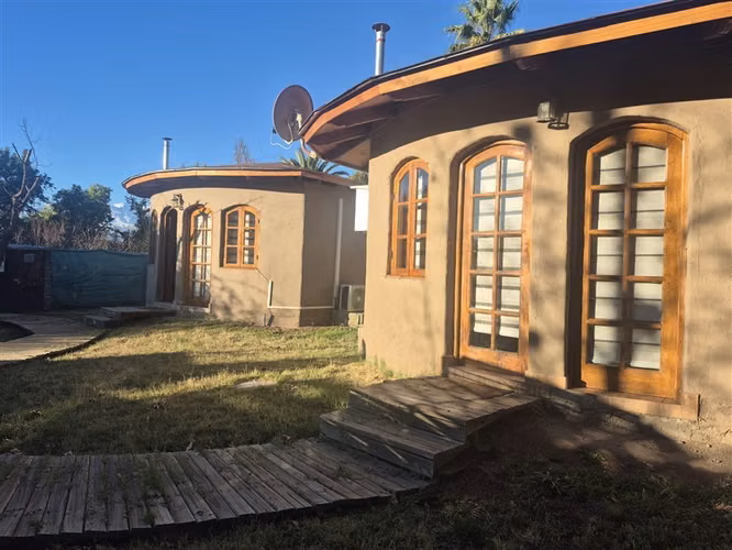 Parcela en arriendo en Calle Larga 2 cabañas