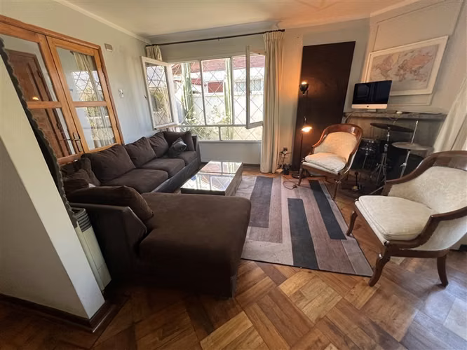 Casa en arriendo de un piso 4dorm 3baños .4 estacLa Reina - Imagen 7