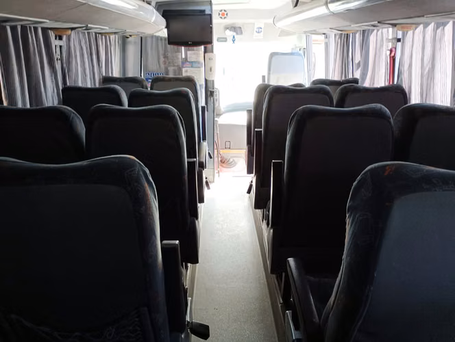 taxibus senior 2010 mbenz 915 TURISMO